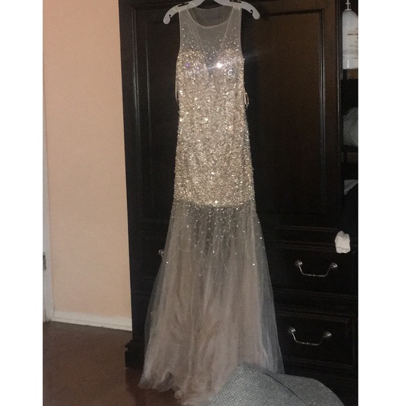 DAVID BRIDAL PROM DRESS - Picture 2 of 2